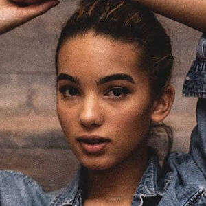 Full Video : Ari Nicholle Gold Nude Leaks OnlyFans I Nudes - Celeb Nudes