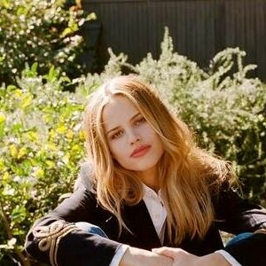 Full Video : Halston Sage Nude Leaks OnlyFans I Nudes - Celeb Nudes