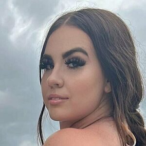 kiernan-shipka – I Nudes – Celeb Nudes