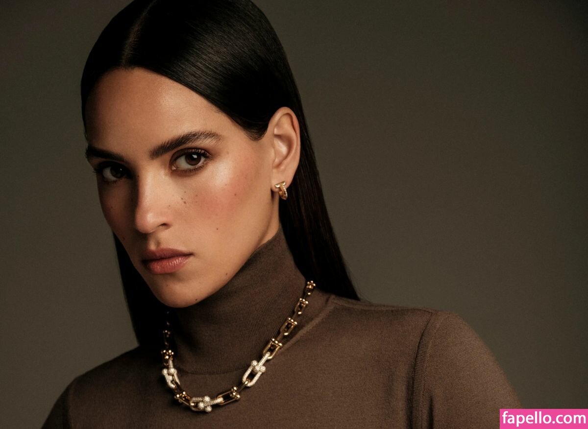 Adria Arjona-2