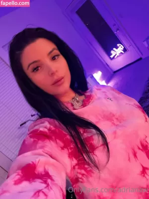 adrianaw thumbnail #3659977