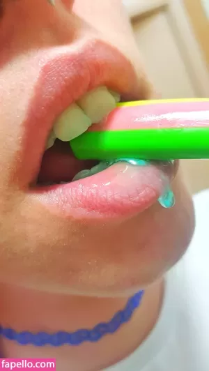 ahegao-self thumbnail #1587532
