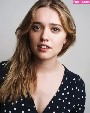 aimee-lou-wood thumbnail #1451037