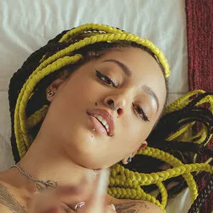 alana-carvalho thumbnail #1590556