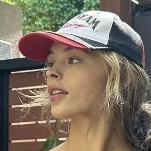 alex-montgomery thumbnail #4306575