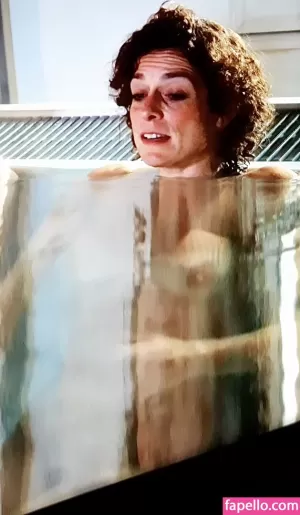 alex-polizzi thumbnail #1594591