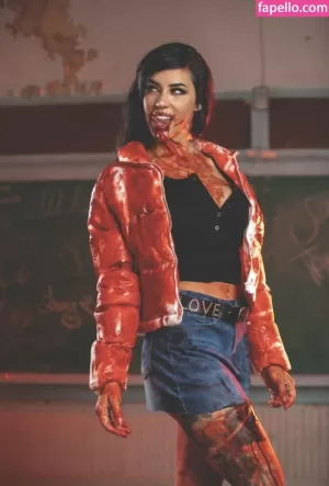 alex-zedra-1 thumbnail #229580