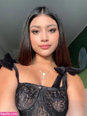 alexandraboo-1 thumbnail #2563081