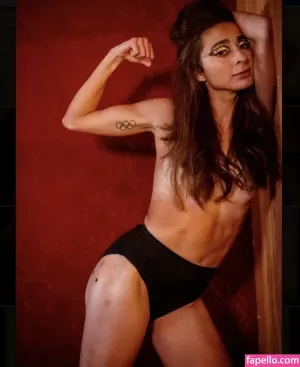 alexi-pappas thumbnail #1566473
