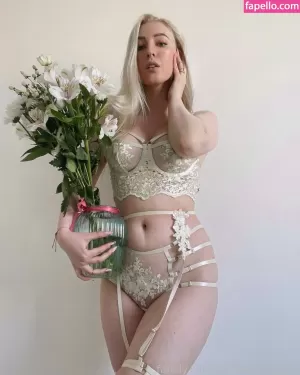 alice-warmheart thumbnail #4470103