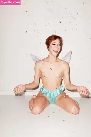 alice-white thumbnail #824832