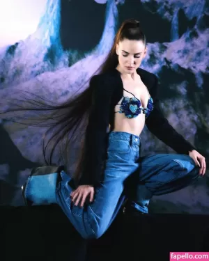 alina-boz thumbnail #507046