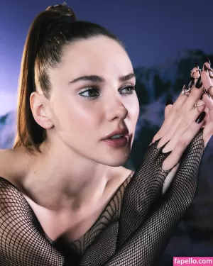 alina-boz thumbnail #507045