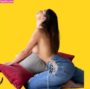 alinavaranik thumbnail #1606945