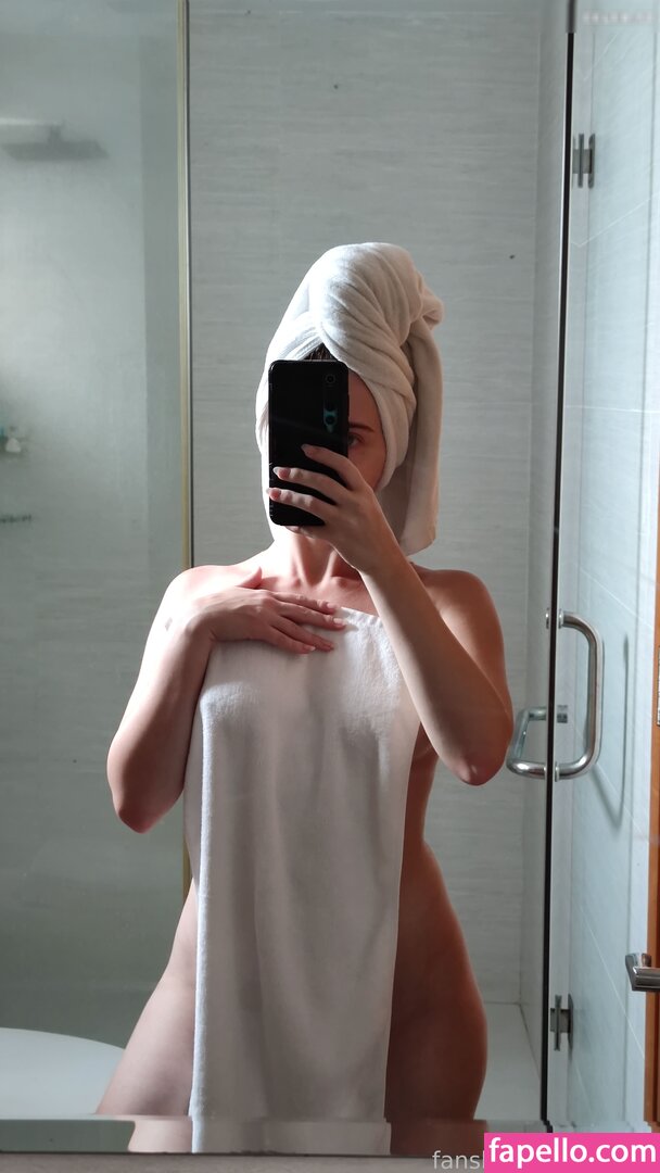 Alisa Ake-3