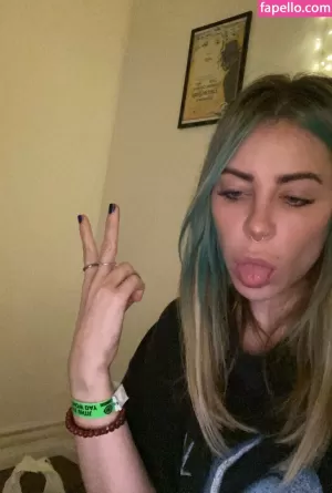 alison-wonderland thumbnail #1608151