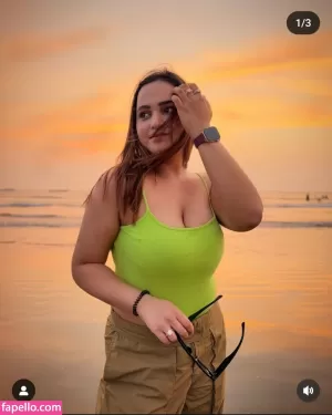 aliya-naaz thumbnail #6046423