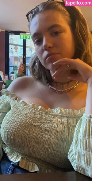 allie-sherlock-1 thumbnail #3459663
