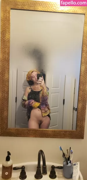 amber-smith thumbnail #3423838