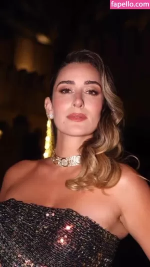 amina-khalil thumbnail #3123680