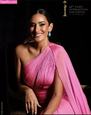 amina-khalil thumbnail #3123671