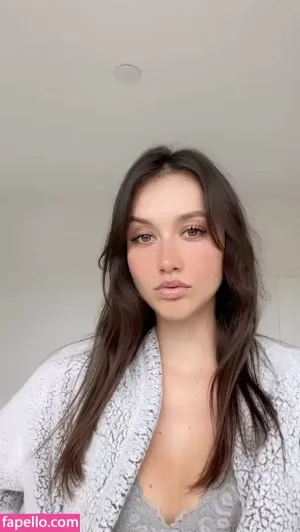 amy-dangerfield thumbnail #3995454