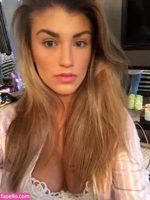 amywillerton thumbnail #1462810
