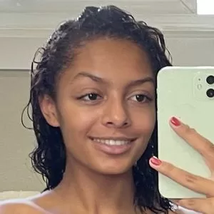 anais-martin thumbnail #1624325