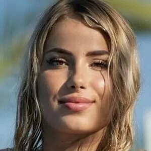 andreea-dragoi thumbnail #3778777