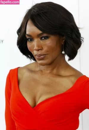 angela-bassett thumbnail #4587834