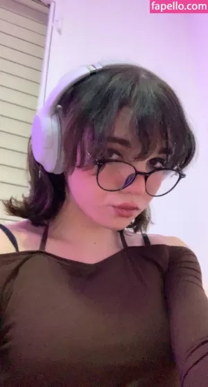 angele-mhr thumbnail #4886230