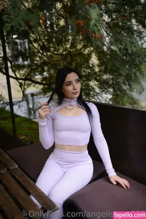 angelina-crystal thumbnail #3793425