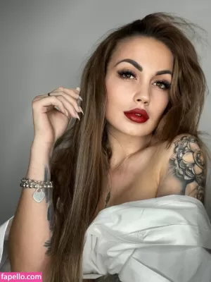 angie-teubner thumbnail #6101359