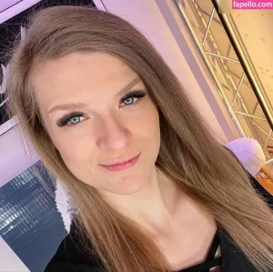 anika-aka-sintica thumbnail #6037192