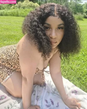 animated-aja thumbnail #1634179