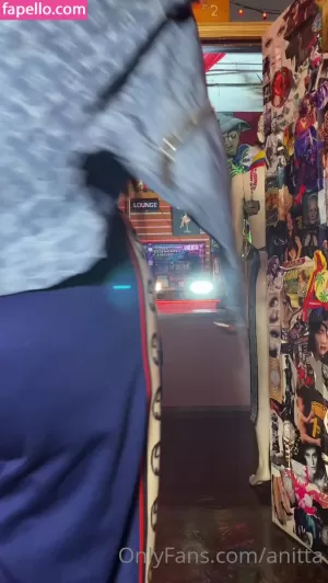 anitta thumbnail #963848