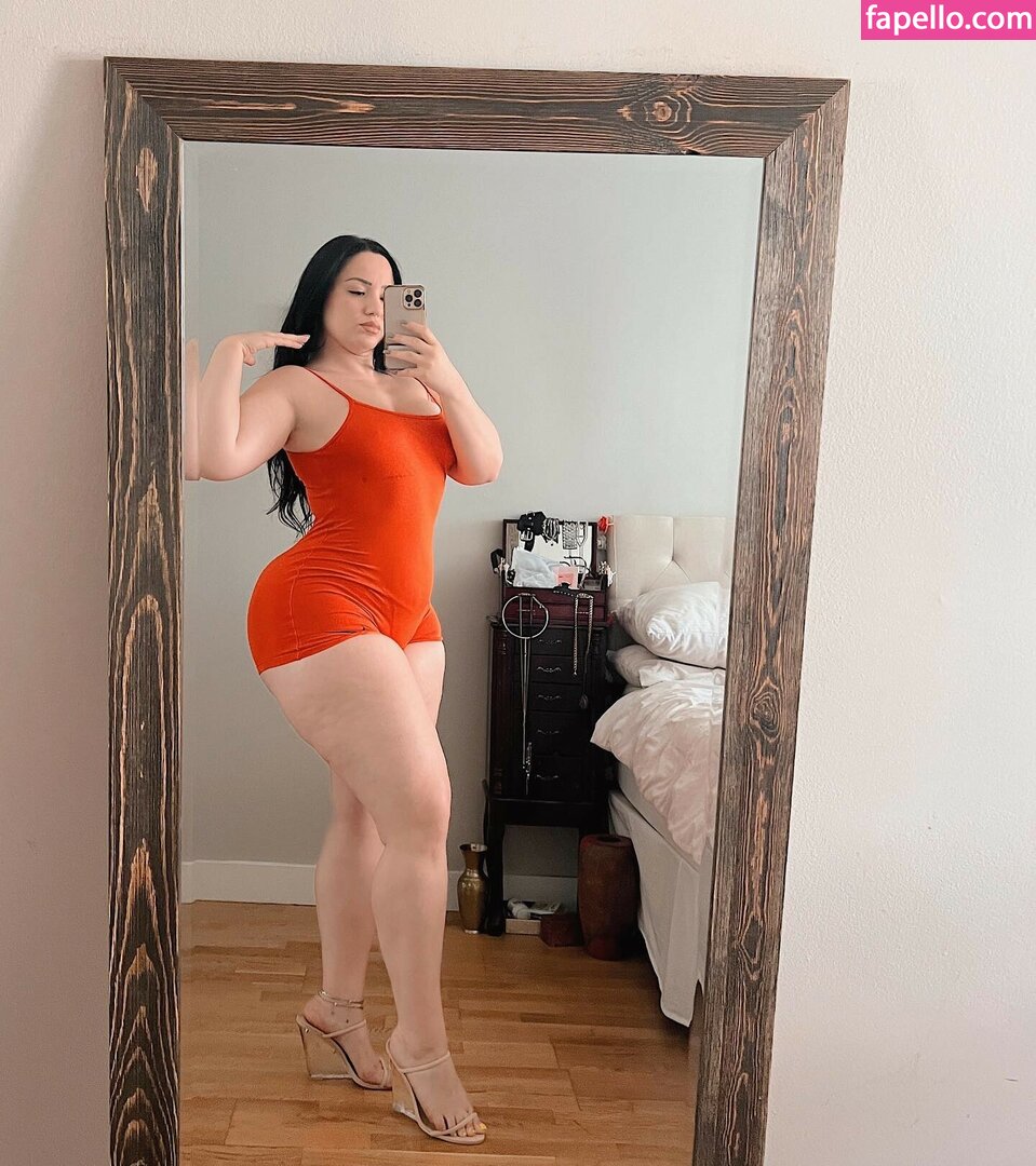 Anja Dee-3