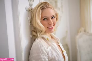 anna-delos thumbnail #381176