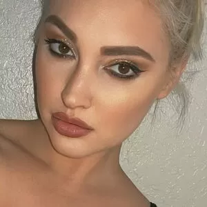 anna-faith-carlson-5 thumbnail #758651