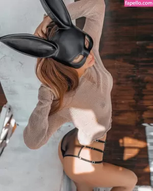 anna-fury thumbnail #5159139