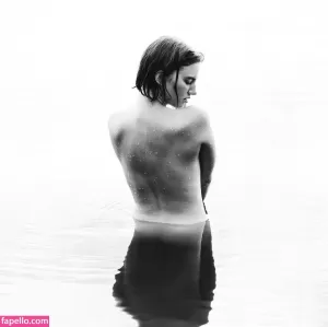 anna-tauber thumbnail #3418447