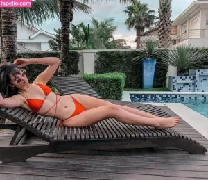 annajulya thumbnail #1640201