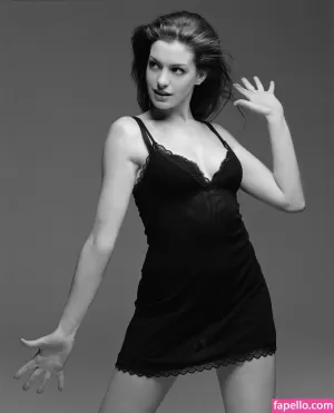 anne-hathaway thumbnail #449026
