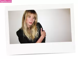 anne-vyalitsyna thumbnail #3432965
