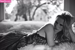 anne-vyalitsyna thumbnail #3432963