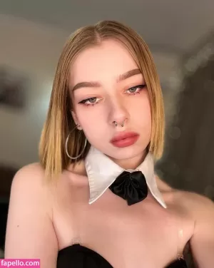 annelitt thumbnail #3800016