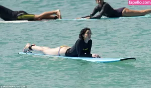 annie-clark thumbnail #1041455