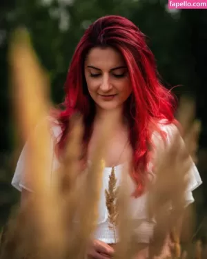 anniefuchsia thumbnail #1416802