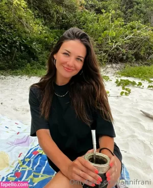 annifrani thumbnail #3814919