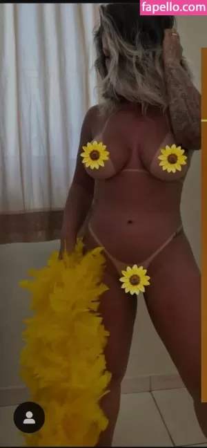 ariana-silva thumbnail #945233